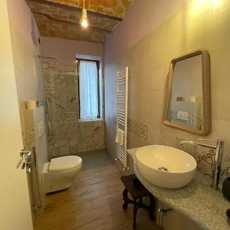 Le Del Tiglio Bed & Breakfast 3*